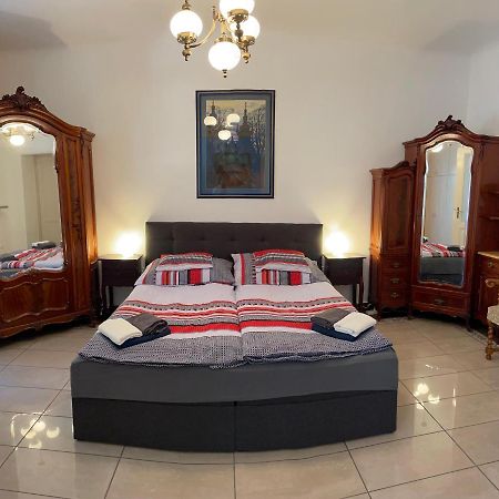 Buda Castle Apartment بودابست المظهر الخارجي الصورة